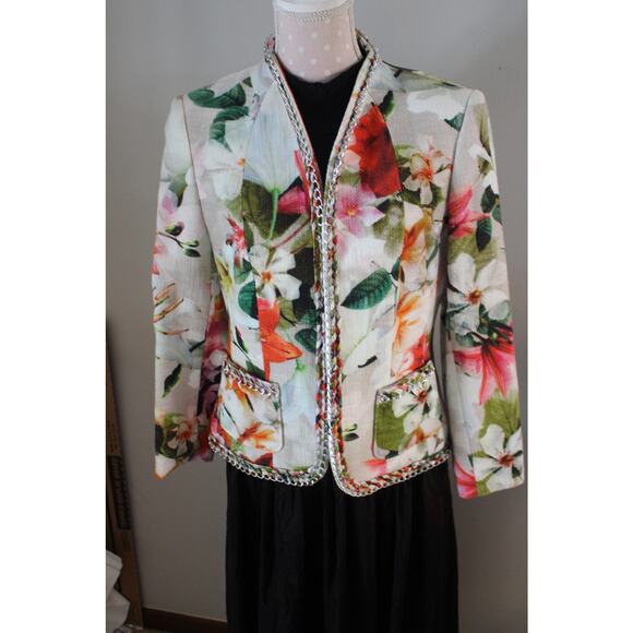 Gorgeous and Elegant Basler Multi Color Floral Blazer - Picture 1 of 12